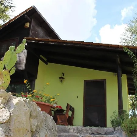 Chalet Vittoria 度假居